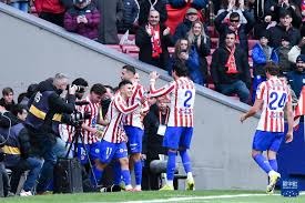 76人队记：庄神右膝扭伤，本场比赛不会回归